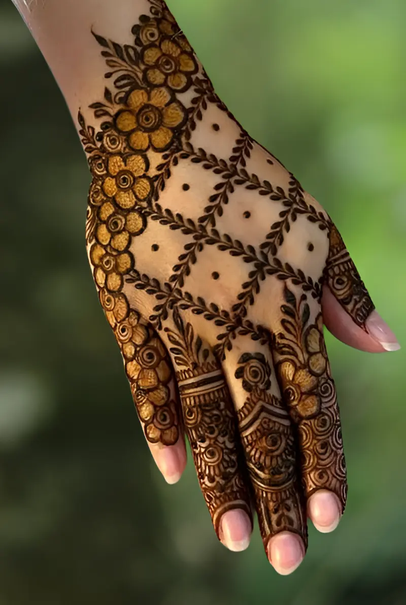 back hand mehndi design (3)