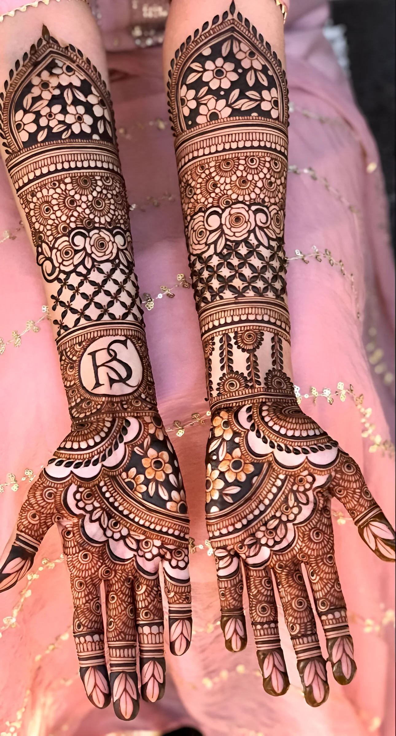 Bridal Mehndi Designs online